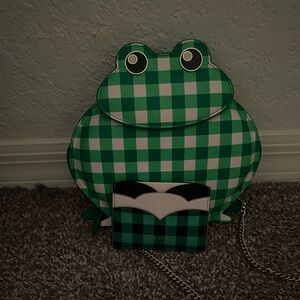 Green Checkered Frog Bag with Chain and Wallet